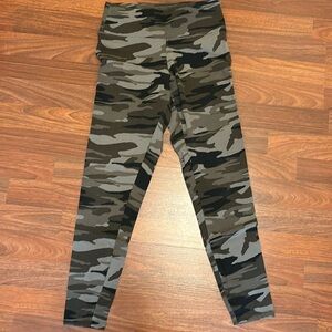 NWOT Express camo leggings